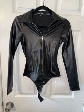 Fashion Nova NWT Biker Baddie Zip Front Bodysuit size Small